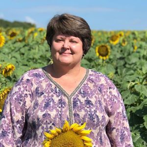 Meet your Posher, Nancy